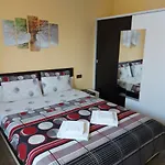 Sharkova House 게스트하우스 2*