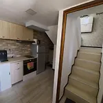 Sharkova House 게스트하우스 2*