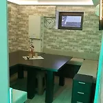 게스트하우스 Sharkova House
