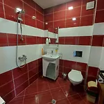 Sharkova House 2* 반스코