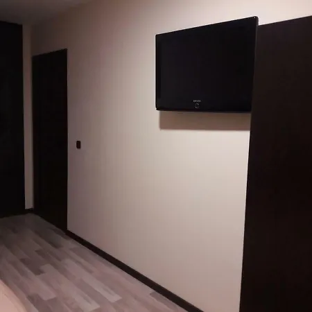 Sharkova House 招待所 班斯科