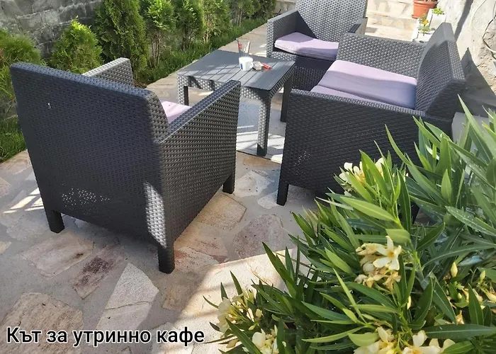 Sharkova House Vendégház 2*